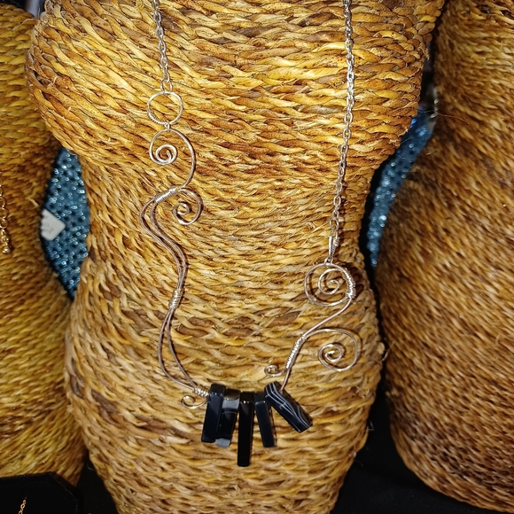 Necklaces - Picture 7 of 9